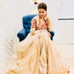 Payal Rohatgi Instagram - कश्मीरी #hindupandits जो आज kashmir मैं refugee बन गए हैं उनके बारे मैं यह नक़ली hindu यानी #fakehindus को कुछ नहीं करना परंतु रोहिंग्या #Muslims जो myanmar के हैं उनके लिए बहुत सारी इंसानियत उमड़ रही है इन में। जो अपनो का नहीं,वो लोग humanity का नाटक करते हैं 🙄 #payalrohatgi 🙏