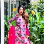 Payal Rohatgi Instagram - The funny thing is when u start feeling happy alone everyone else wants to be with U.... #payalrohatgi