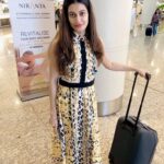 Payal Rohatgi Instagram - #paayalrohatgi #payalrohatgi #airportfashion The world will use u at a cheap price if u don’t price yourself well... Chhatrapati Shivaji Maharaj International Airport, Domestic Terminal Mumbai