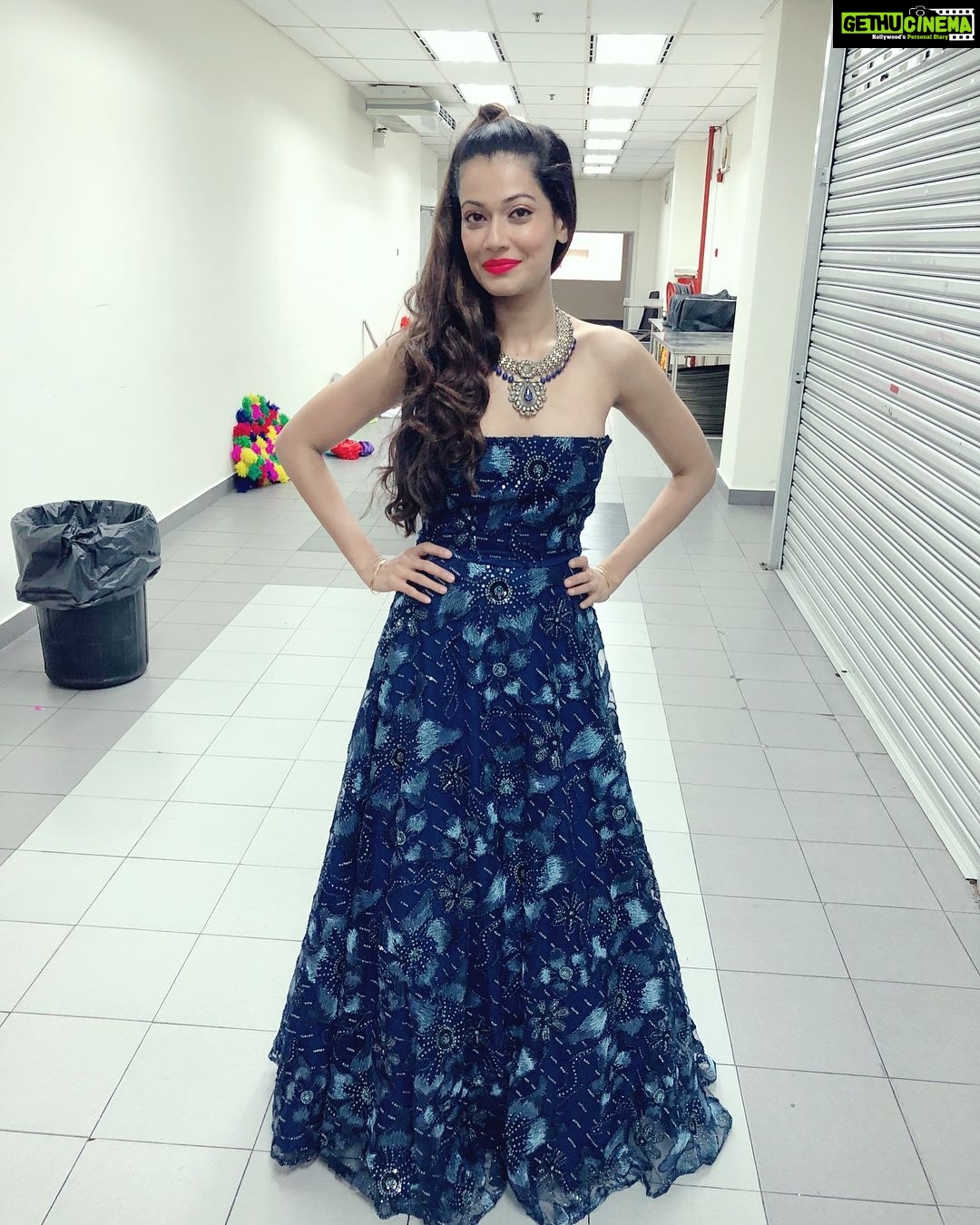 Payal Rohatgi Instagram - #paayalrohatgi #payalrohatgi Your relationship with yourself sets the tone of your relationship with every other person in your life..... So have THAT relationship 👍 Seri Pacific Hotel Kuala Lumpur