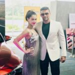 Payal Rohatgi Instagram - Many happy returns of the day #SangramSingh Sir.... #paayalrohatgi No gender rules, both cook, both clean, both earn, both spoil each other..... #couplegoals