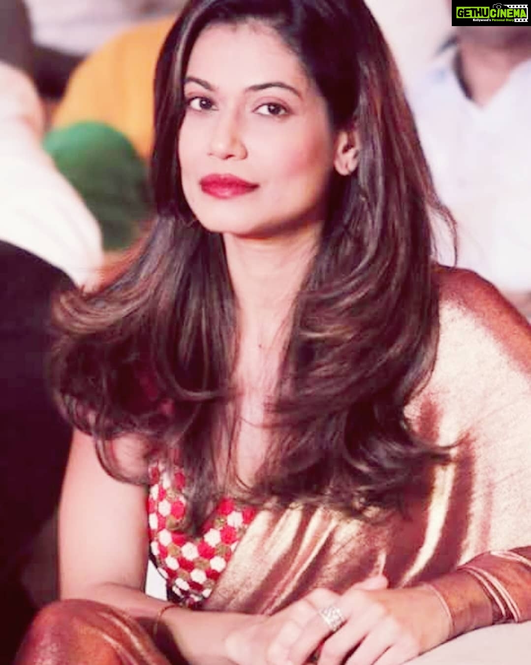 Payal Rohatgi Instagram - Your biggest commitment must always be to yourself #payalrohatgi #paayalrohatgi 😊