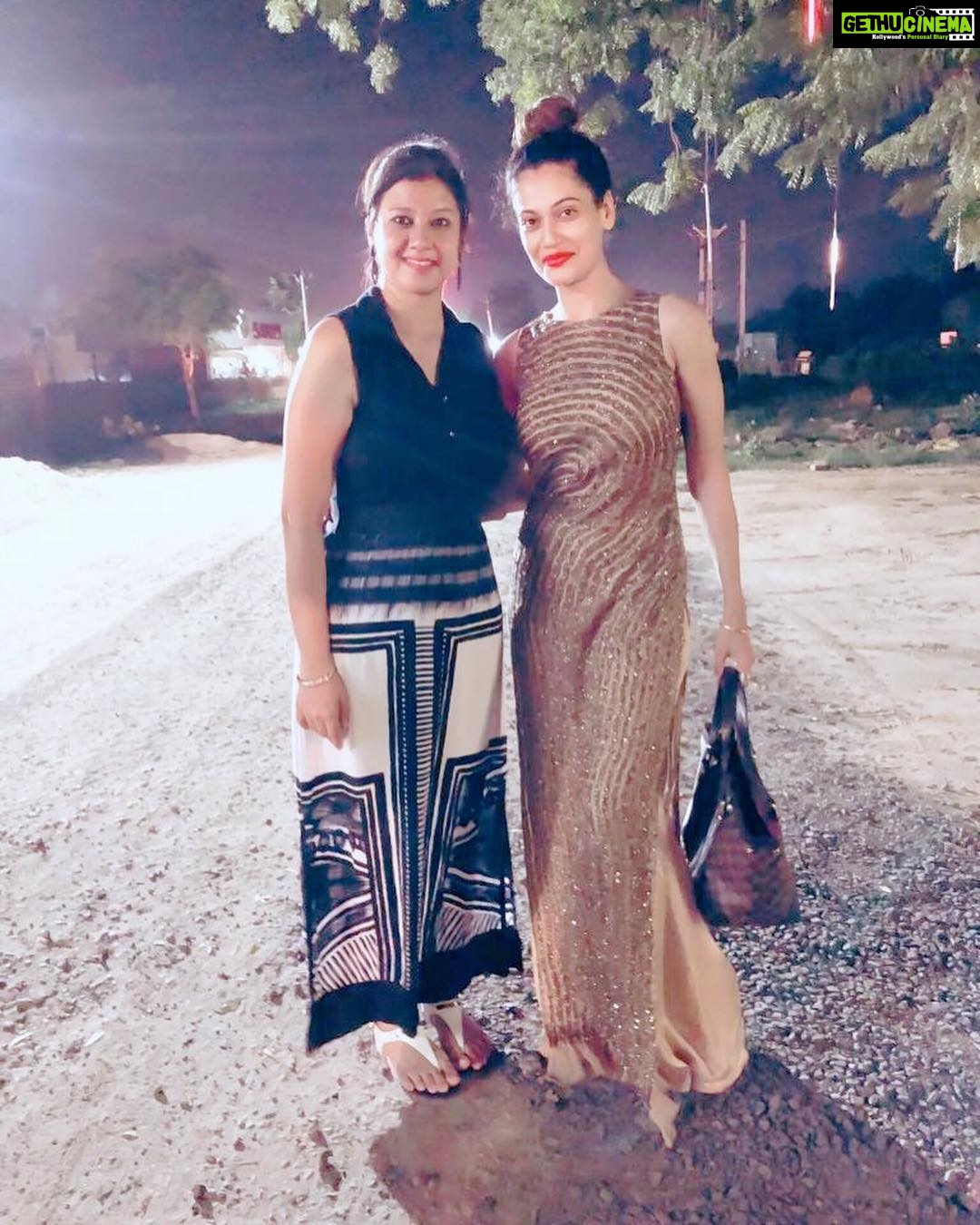 Payal Rohatgi Instagram - #payalrohatgi The people who are crazy enough to think they can change the world are the ones who do......