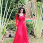 Payal Rohatgi Instagram - Don’t be proud if everyone wants U. Cheap items have many buyers... #paayalrohatgi #payalrohatgi #jaishreeram 🙏 Sundarvan, Ahmedabad
