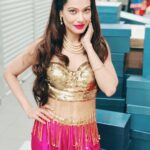 Payal Rohatgi Instagram - Don't be easy to get, because U will be easy to forget....... #findyourself #payal #payalrohatgi #inspirationalquotes #fitness #health #my🌎 #mylife #myideaofsuccessmaynotbeyouridea #happiness