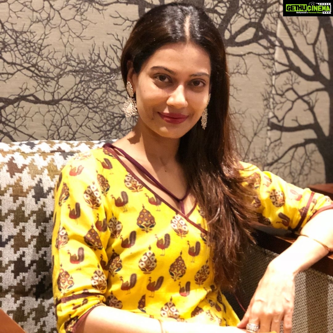 Payal Rohatgi Instagram - #paayalrohatgi #payalrohatgi 😊 When u treat people the way they treat U THEY get offended.....