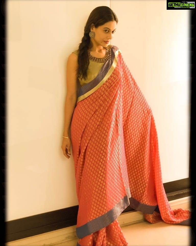 Payal Rohatgi Instagram - The woman who follows the crowd will usually go no further than the crowd. The woman who walks alone is likely to find herself in places no one has been before #paayalrohatgi