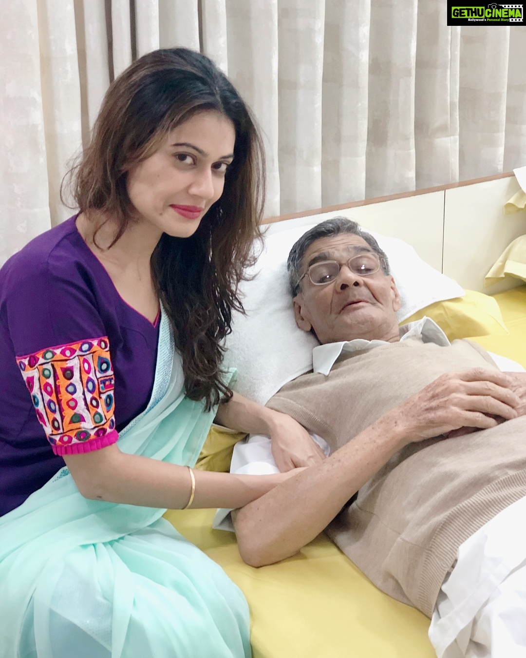 Payal Rohatgi Instagram - Happy Father’s Day #paayalrohatgi #shashankrohatgi Life is a balance of holding on and letting go....