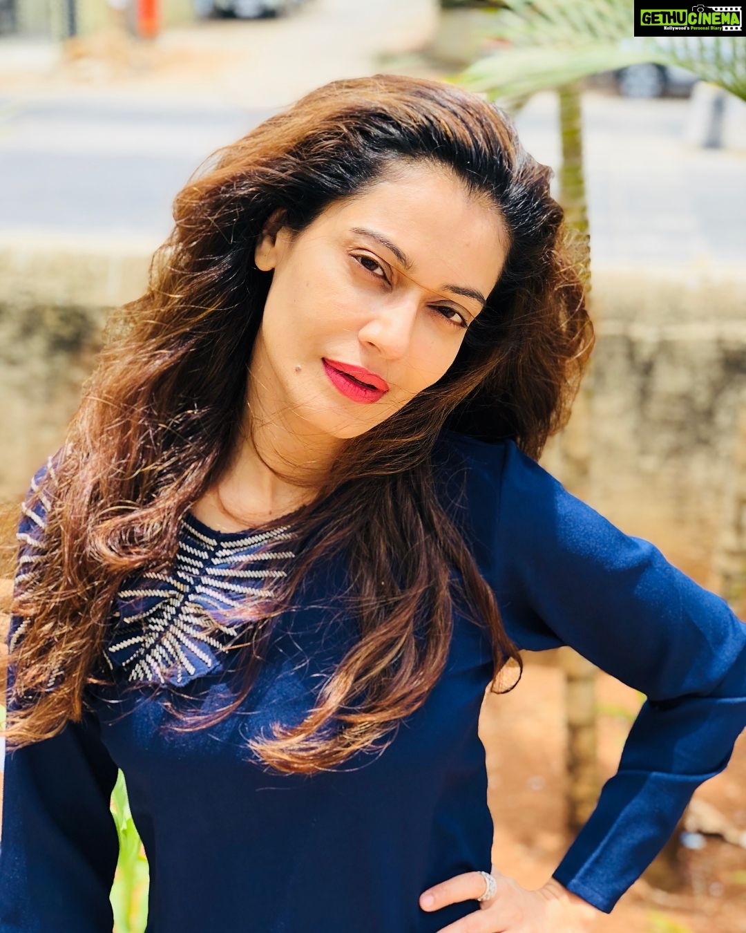 Payal Rohatgi Instagram - #paayalrohatgi #payalrohatgi 😍 If u have choices, choose the BEST. If u have NO choice, do your best.
