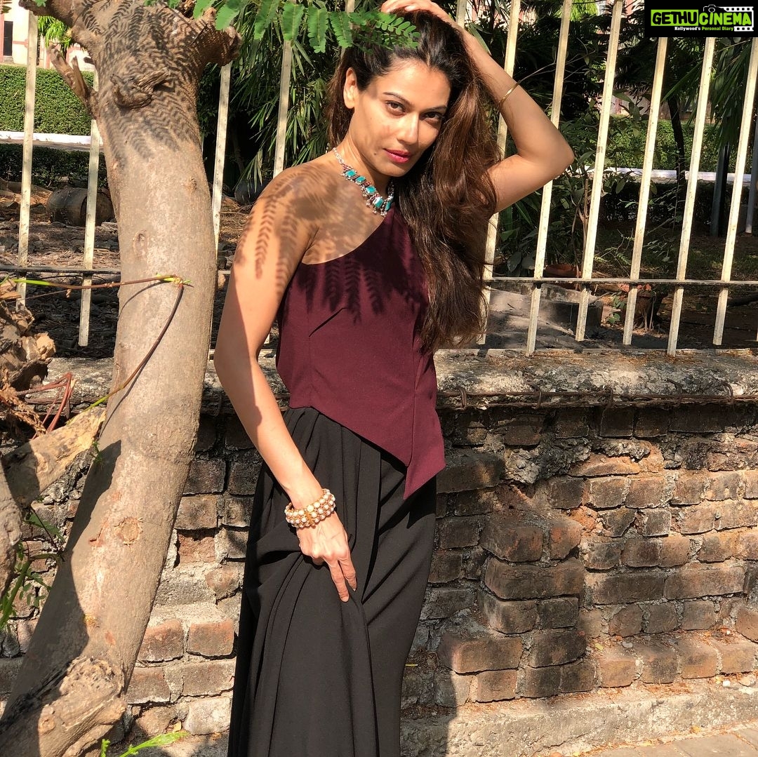 Payal Rohatgi Instagram - #paayalrohatgi #payalrohatgi 😙😗 Morality is the most basic expectations of a HUMAN being