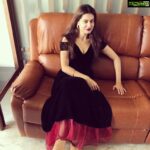 Payal Rohatgi Instagram - I used to walk inside a room full of people and wonder if they like me.... Now I wonder if I like them.....#paayalrohatgi 😍