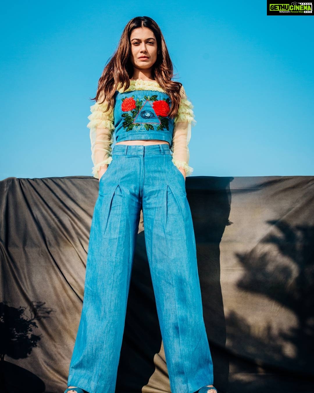 Payal Rohatgi Instagram - #paayalrohatgi 😜 I have learned that u can get through things that hurt... Nothing will kill U.. Nothing.. People are unbelievable... We have such resilience....
