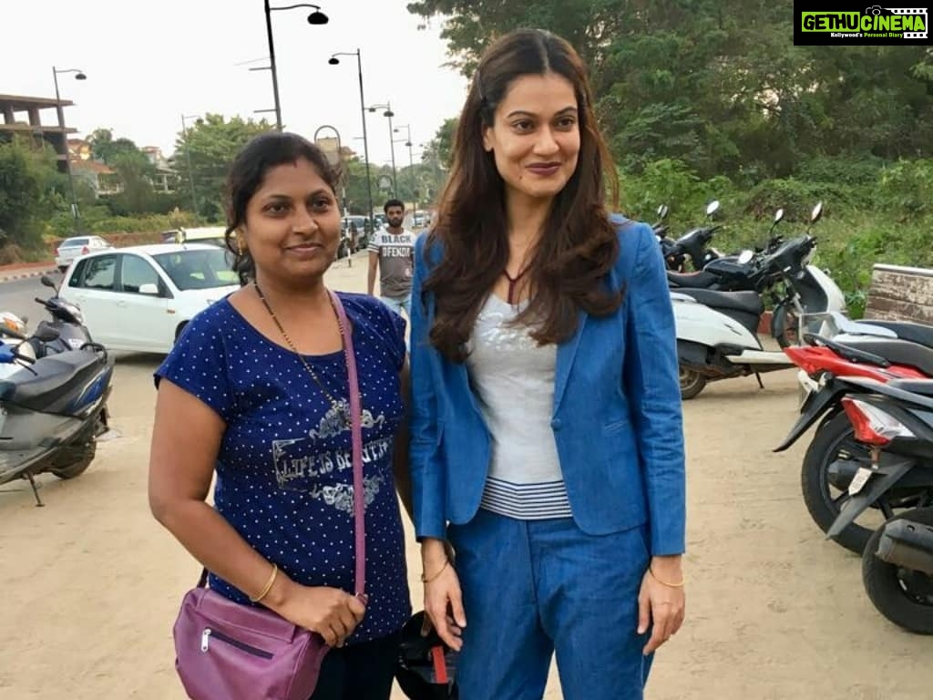 Payal Rohatgi Instagram - Fans 😋 Followers 😝 #paayalrohatgi