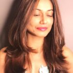 Payal Rohatgi Instagram - #paayalrohatgi 😘 @Regrann from @amandacarvalhoofficial - She’s @payalrohatgi always saying “Ur the expert , you know best “ .... Look 👀 what happens with a trust like that 👆🏻 #amandacarvalhoofficial #hair #haircolor #highlights #hairinspo #payalrohatgi #celebrity #hairstylist #bandra #mumbai #hairmasters - #regrann