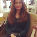 Payal Rohatgi Instagram - #paayalrohatgi #bollywoodactress #artistsoninstagram @Regrann from @aashmeenmunjaalstarsalon - It feels great when our dearest @payalrohatgi has to say this about you and your Star team🙏🏻 #testimonial - #regrann