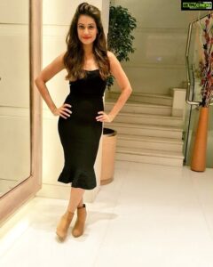 Payal Rohatgi Instagram - Do not learn how to React, learn how to Respond...... #paayalrohatgi #actinglife #lookingood #bollywoodactress #beautiful #fitness #yoga #mindset #onelife #journeyon #lifestyle #ownyourlife #betheboss #bethebestversionofyourself #believeinyourself #insta #photooftheday #differentprofiling #instagood #inspirationalquotes #dnabydimpleamrin