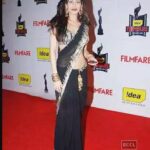 Payal Rohatgi Instagram - Dont judge me, U cant handle half of what I have survived..... #Paayalrohatgi #paayalrohatgi #flashbackfriday #awards #awardpresenter #redcarpets #actresslife #appearance #bollywoodactress #bollywood #instame #instagood #instagram #photos #artistsoninstagram #journey #nonfilmbackground #computerengineer #yogaeverydamnday #hollywood #styledbyherself Bollywood Film Industry