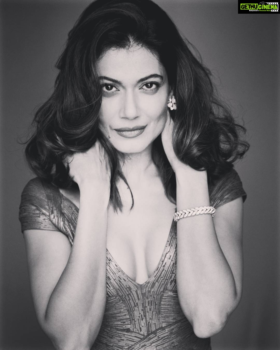 Payal Rohatgi Instagram - Thankful for the "No's" This is for Google updates :) #paayalrohatgi