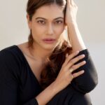 Payal Rohatgi Instagram - Nobody cares, work harder....... #paayalrohatgi #actinglife #shootingday #shooting #photooftheday #photography #artistsoninstagram #instago #instagramhub #instame #instagood #lifequotes #lifehacks #bringmethehorizon #moveinsilence #moveon #fridaythe13th #fridaymay Bollywood Film Industry