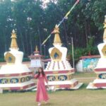 Payal Rohatgi Instagram - Do not forget to send your love into the earth, into the sky, into the water..... #paayalrohatgi on her #tibetanbuddhatemple #bollywoodactress #bollywood ##incredibleIndia #misstourismworld #indianwear #India #dehradun #dehradundiaries #instalike #instagram #inspirationalquotes #yogalove Buddha Temple, Tibet Colony Dehradun
