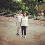 Payal Rohatgi Instagram - In between goals is a thing called life, that has to be lived and enjoyed..... #mom #loveher #respecther #adore #instadaily #instagram #picoftheday #monsoon #wind #mumbai #casualstyle #payalrohatgi #veenarohatgi #style #momanddaughter Madh Island