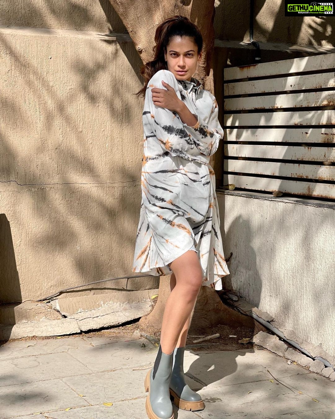 Payal Rohatgi Instagram - The moment you accept yourself, you grow ❤️ #payalrohatgi #vocalforlocal