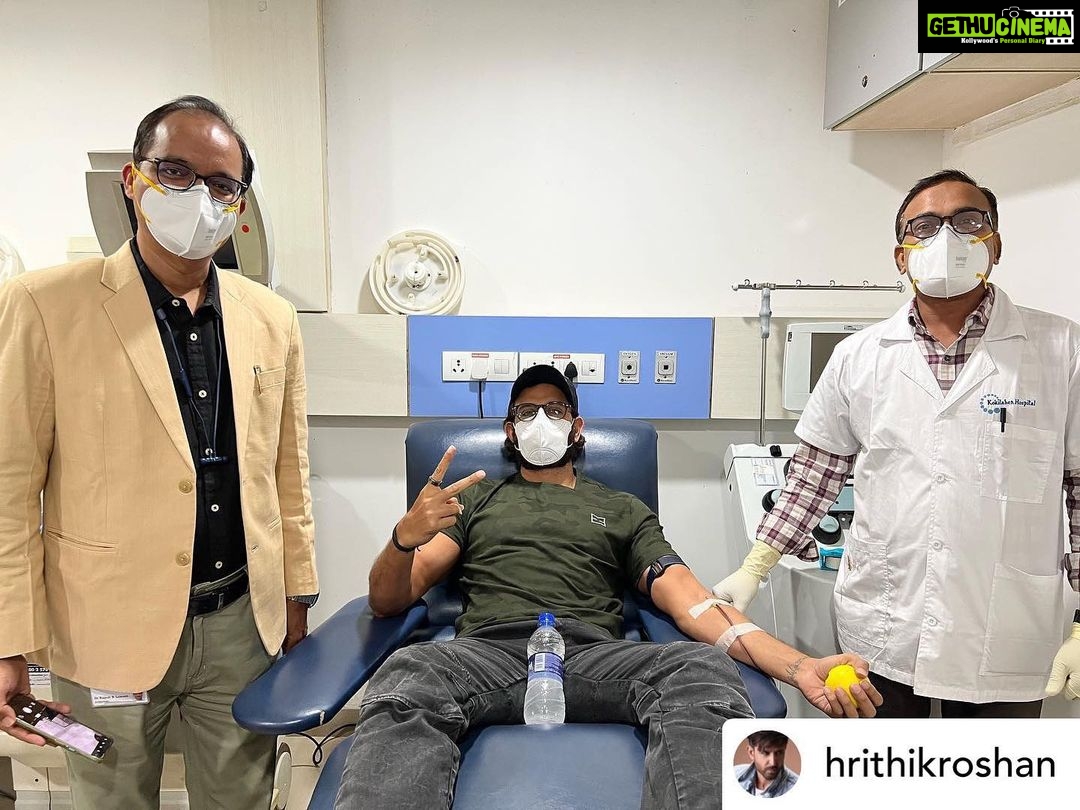 Payal Rohatgi Instagram - Good work to donate blood Hrithik ji π Nice to hear @kokilabenhospital was professional. Hopefully they have changed their security guard at entrance who talks rudely to patients and their relatives and behaves like a bouncer. I have footage of it still saved π #payalrohatgi Posted @withregram β’ @hrithikroshan I was told that my blood group B-negative is a rare type. Hospitals often fall short of it. Pledging to be an insignificant part of the very significant blood banks. Thank you @kokilabenhospital for allowing me to contribute. Thank you Dr. Rajesh Sawant , Dr. Raees Ahmed and Dr Pradnya for the impeccable care and professionalism. P.S : Do you know that donating blood is in fact good for the donors health?