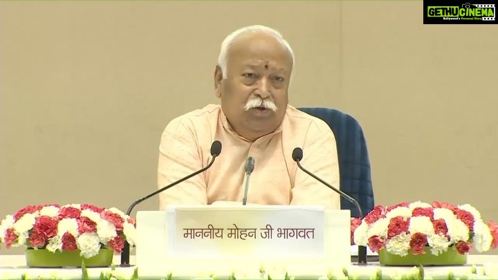 Payal Rohatgi Instagram - Shri Mohan Bhagwat ji I want to meet you one day. I respect you a lot. Here I agree that education in mother tongue should be imparted for that’s India’s essence. But as India has various states where various languages are spoken, we need UNIFORMITY. For that we need to either make Hindi valid in South or make English valid in North. Legal papers or Important documentations like passport renewal papers, police papers, society papers, land papers being prepared in mother tongue language of that particular state is a nightmare of those Indians who don’t speak that particular mother tongue. I say from personal experience. Just as in schools we need UNIFORMITY, we need UNIFORMITY in a communication language all over India. Hope my point of view is listened. #matrubhasha #payalrohatgi