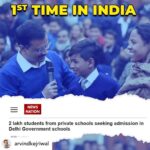 Payal Rohatgi Instagram - 👏 Posted @withregram • @arvindkejriwal This is happening for the 1st time in India 🇮🇳 . . . #india #education #delhi #payalrohatgi