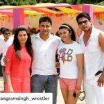 Payal Rohatgi Instagram - ॐ शान्ति ॐ 🙏 Posted @withregram • @sangramsingh_wrestler Life is such an unprdictable. Gone very soon @realsidharthshukla Bhai. Parmatma Aapki aatma ko shanti de or parivaar to shakti. Reality of Life🙏😭 #SiddharthShukla Om Shanti #payalrohatgi #sangramsingh