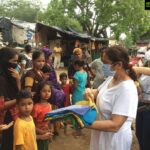 Payal Rohatgi Instagram - Bharat की बच्चे Bharat का भविष्य हैं परंतु आज भी Bharat के बच्चों का इस्तेमाल किया जाता है उनके biological माता पिता द्वारा अपना निजी फ़ायदा निकालने में।ग़रीब बच्चे आज भी रास्तों पर भीख माँगते हुए दिखाई दिए जाते हैं और उनके माता पिता उनसे ये करवाते हैं क्योंकि बच्चों द्वारा वो तो पैसे कमा कर अपना दो समय का खाना खाना चाहते हैं। इनमें से कुछ माँ-बाप काम कर सकते हैं परंतु उन्हें काम नहीं करना और बच्चों का इस्तेमाल करते हैं पैसे कमाने के लिए और वो उनसे ख़ुद भीख मंगवाते हैं। दूसरी ओर आप देखते हैं कि किस प्रकार से middle class परिवार या अमीर परिवार भी अपने बच्चों का इस्तेमाल करता है कभी कबार निजी रंजिश कोई दूसरे व्यक्ति के साथ settle करने के लिए, POSCO act लगाने के लिए या और कुछ करके जिस प्रकार से उनकी निजी रंजिश में उन्हें फ़ायदा हो। कुछ बच्चों को बचपन से दूसरे धर्म के ख़िलाफ़ किया जाता है कि वो बच्चे बचपन में suicide bombers बन जाने के लिए तैयार हो जाते हैं या बड़े होकर suicide bombers बन जाते हैं। CAA protests मैं छोटे बच्चों का इस्तेमाल किया गया Modi जी के ख़िलाफ़ नफ़रत फैलाने में ये कहकर कि इन बच्चों को इस देश से निकालने का agenda है CAA क़ानून।इन बच्चों को ये ख़बर उनके माँ बाप ने दी ? या उनके माँ बाप के दोस्तों ने दी ? जो उम्र में बड़े थे तो इस प्रकार से बच्चों का इस्तेमाल करना उनके दिमाग़ में नफ़रत डालना और नफ़रत के भिज को पनपते देख ना बोहोत ही नासमझी है माँ- बाप द्वारा। भगवान ऐसे माँ-बाप को सधबुद्धि दे 🙏 #payalrohatgi @sscfindia