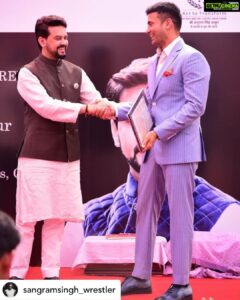 Payal Rohatgi Instagram - Sir nice to see you know him too 🙏 Can u please call him and tell him Ms Rohatgi issue ? As still the @bjp4gujarat govt hasn’t issued any help to Ms Rohatgi ???? - Team Payal Rohatgi #payalrohatgi Posted @withregram • @sangramsingh_wrestler Hearty congratulations to Sh. @official.anuragthakur ji to become Sports & Information broadcast minister. Right person on right place. Your hardwork & dedication will make India one of the best Sports Country 🙏🇮🇳