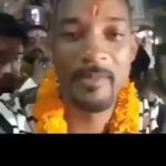 Payal Rohatgi Instagram - #Repost @knowledge_of_bhagavad_gita with @make_repost ・・・ Hollywood star Will Smith takes part in Ganga aarti at Haridwar. ----------------------------------------------- @willsmith ----------------------------------------------- Har Har Gange 🙏🕉🚩 ----------------------------------------------- Har Har Mahadev 🙏🕉🚩 ----------------------------------------------- Please chant Hare Kṛṣṇa, mahā-mantra:- "Hare Kṛṣṇa, Hare Kṛṣṇa, Kṛṣṇa Kṛṣṇa, Hare Hare / Hare Rāma, Hare Rāma, Rāma Rāma, Hare Hare." ---------------------------------------------- कृपया हरे कृष्ण महा-मंत्र का जाप करें - "हरे कृष्ण हरे कृष्ण कृष्ण कृष्ण हरे हरे / हरे राम हरे राम राम राम हरे हरे।" ---------------------------------------------- 16 mala everyday. (Speak and chant and focus on the words) And I guarantee you difference within 30 days & Within 6 months your life will change entirely. It's my Guarantee. ----------------------------------------------- Double tap & Share Must Follow @knowledge_of_bhagavad_gita . ➡️ Please Do Visit & Follow⤵️ @knowledge_of_bhagavad_gita ----------------------------------------------- @geeta_shlok_official . @geeta_updesh_ ----------------------------------------------- #willsmith #hollywood #srimadbhagavatam #bhagavadgita #bhagwadgita #bhagwadgeeta #sanatandharma #lordvishnu #haribol #lordkrishna #ISKCON #krishnaconsciousness #Vrindavan #SrilaPrabhupada #Prabhupada #bhakti #iskcontemple #chanting #hinduism #harekrishna #payalrohatgi