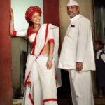 Payal Rohatgi Instagram - हम सबने देखा कि किस प्रकार से bangladesh से आए ३-४ लड़के एक Bangladeshi लड़की का बलात्कार और शारीरिक शोषण कर रहे थे Bangalore के अंदर।ये घटना इतनी भयानक थी कि इसे देखा भी नहीं जा सकता था। Bangalore police ने इन हैवानों को गिरफ़्तार कर दिया है परंतु आज मैं पूछना चाहती हूँ Bharat ke उन मुसलमानों से जिन्होंने NRC के ख़िलाफ़ Shaheen बाग़ में आंदोलन किया था कि क्या ये Bangladeshi हेवान अगर तुम्हारी बेटियों के साथ ऐसा करेंगे तो क्या आप उन्हें माफ़ कर दोगे ??? भारत और bangladesh के border से ग़ैर क़ानूनी तरीक़े से जिस प्रकार से लोग आते जाते हैं इसे रोकना होगा NRC लागू करके। Bharat के नागरिकों का register बनाना ज़रूरी है क्यूँ कि ये video ने शायद सबकी आँख खोल देनी चाहिए कि यहाँ पे Bharat के hindu और muslim को लड़ाकर Bangladeshi लोग Bharat की लड़कियों का बलात्कार इस प्रकार आगे जाके कर सकते हैं अगर हम NRC लागू नहीं करेंगे 🙏 #payalrohatgi