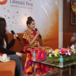 Payal Rohatgi Instagram - Chhattisgarh में एक IAS अफ़सर है जो district collector था वहाँ का Ranbir Sharma। उसका एक video viral होता है जहाँ पर वो एक आम आदमी को थप्पड़ मार रहा है क्योंकि करोना लॉकडाउन में वो घर से बाहर निकला परंतु इस आदमी के हाथ में एक पर्चा था जिसमें शायद दवाइयां लिखी हुई थी जो ख़रीदने के लिए वो बाहर निकला।Viral video में ये भी देखा जाता है कि collector Ranbir Sharma अपने पुलिसवालों को उस आम आदमी को मारने के लिए कह रहा है। Chhattisgarh के chief minister ने district collector को नौकरी से निकाल दिया और उसका तबादला कर दिया और माफ़ी भी माँगी परंतु IAS अफ़सरों को गुंडागर्दी नहीं करनी चाहिए। मैंने ख़ुद अपनी निजी ज़िंदगी में देखा है कि किस प्रकार से IAS officer मुफ़्त में बहुत कुछ अपने काम करवाते हैं सरकारी ओहदे की वजह से Bharat के अंदर जो ग़लत है और बंद होनी चाहिए।और इस तरह से गुंडा गर्दी तो बिलकुल भी टॉलरेट नहीं होनी चाहिए 🙏 #payalrohatgi