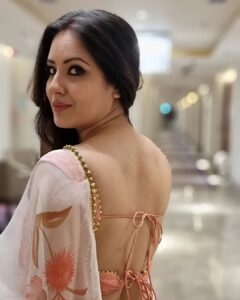 Pooja Bose Instagram - In love with this saree