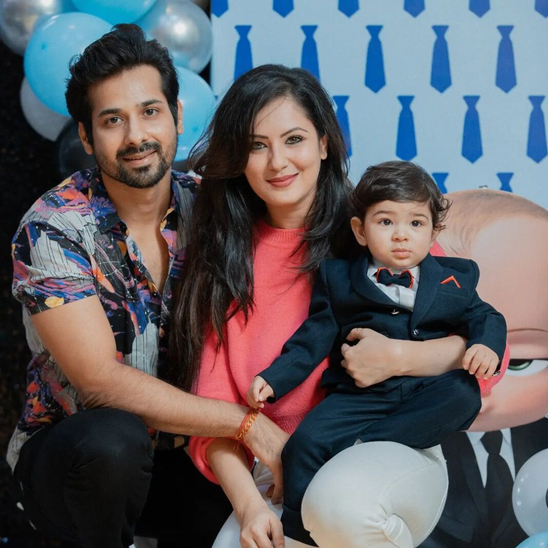 Pooja Bose Instagram - Thank you for the wonderful decor @cottoncandyeventz we loved it