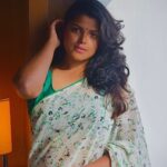 Pooja Devariya Instagram - 🙂 🙃 @irst_photography @instapusher
