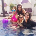 Pooja Salvi Instagram - With my girls 💞🌊🏊🏻‍♀️👙👓 The Park Calangute Goa