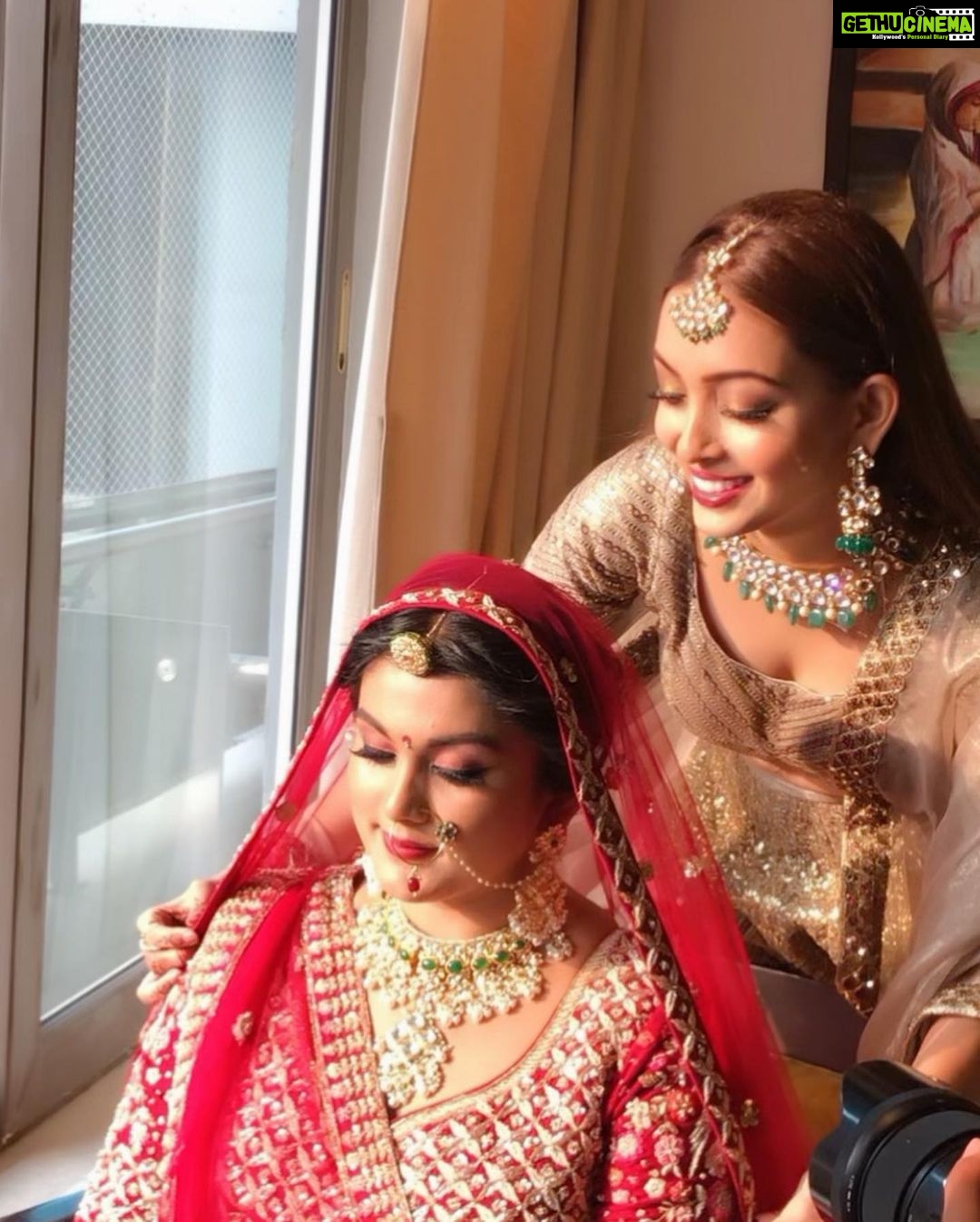 Pooja Salvi Instagram - Wishing you a lifetime of love and happiness @nehapalresa #beautifulbride #weddingday #krishwedsneha