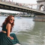 Pooja Salvi Instagram - Enjoying a beautiful sunset by the Danube riverfront under the Chain bridge. #goodmusic #goodvibes #chillscenes #withmylove PONTOON