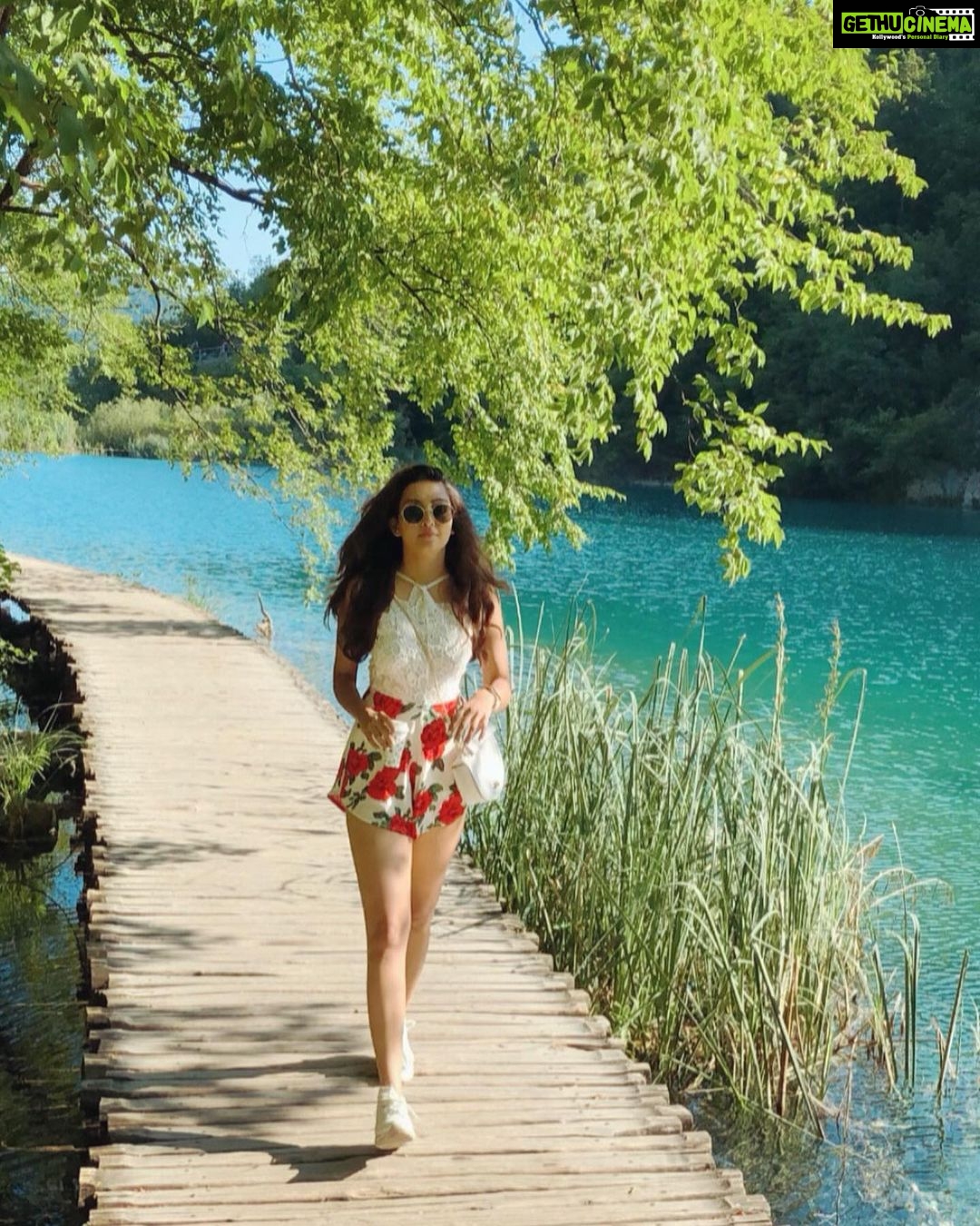 Pooja Salvi Instagram - πΏπ³π Plitvice Lake National Park Croatia
