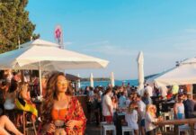 Pooja Salvi Instagram - Ending Hvar with a perfect sundown party... So HVAR So Good🌅 Hula Hula Beach Bar