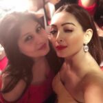 Pooja Salvi Instagram - ✨ . . . #aboutlastnight #partytime #weekendvibes #friendsforlife Mansion At Sahara Star