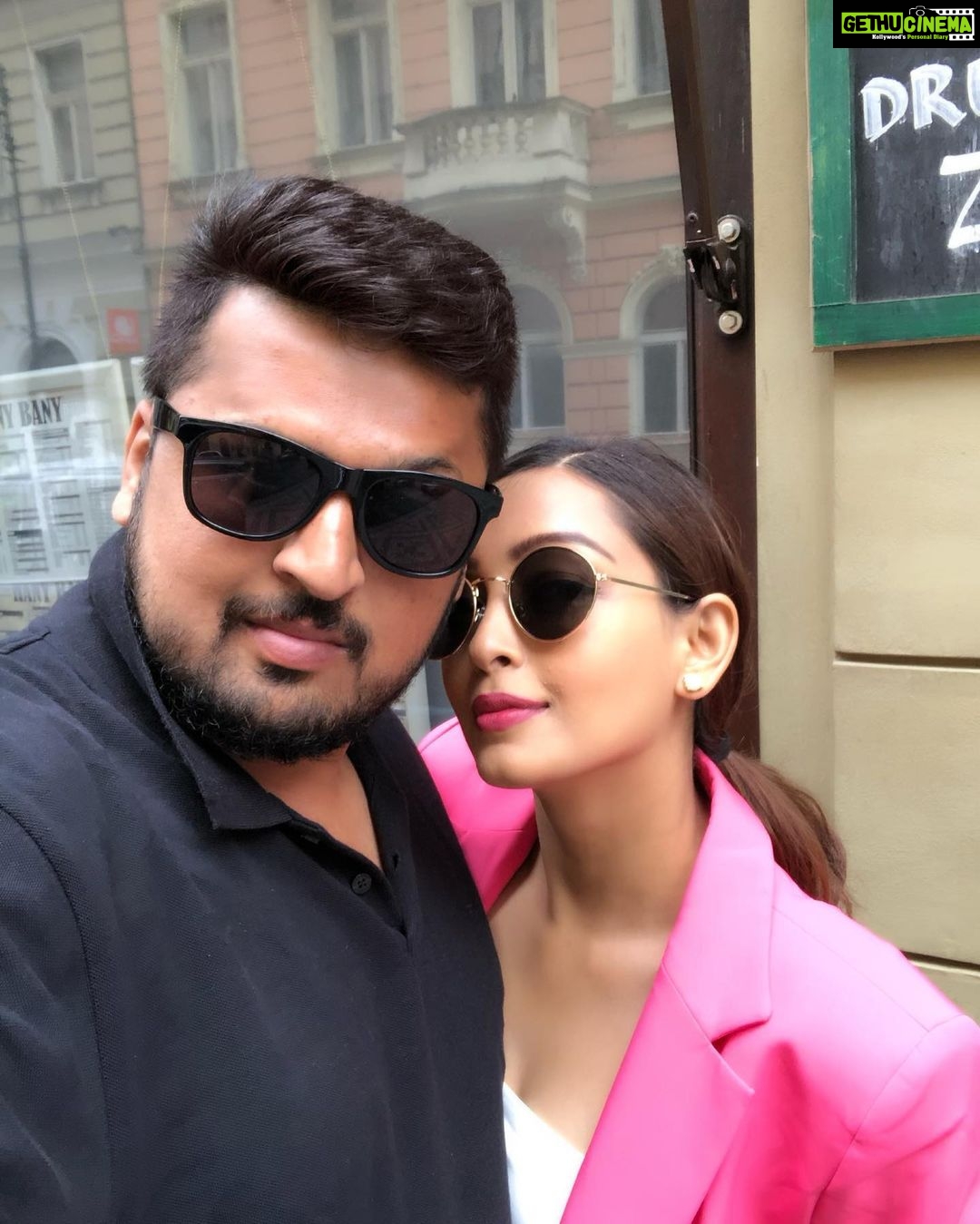 Pooja Salvi Instagram - Click..Click...Click..📷 U don't take a photograph, U make it... Prague
