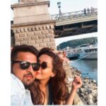 Pooja Salvi Instagram - Enjoying a beautiful sunset by the Danube riverfront under the Chain bridge. #goodmusic #goodvibes #chillscenes #withmylove PONTOON