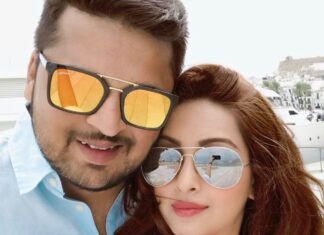 Pooja Salvi Instagram - 💞I still fall in love with u everyday💞 #happyvalentinesday #mylove #mylife