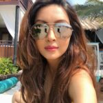 Pooja Salvi Instagram - Mornings be like🌊🏖😎 Sinq Beach