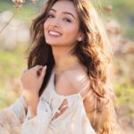 Pooja Salvi Instagram - 💕Happy girls are the prettiest💕