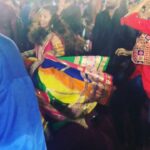 Pooja Salvi Instagram - Riot of Colors🌈 Dancing on the tunes of Falguni Pathak💃💃 #falgunipathak #loveforgarba #navratri2018